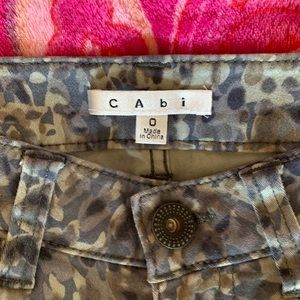Cabi skinny dotted camo pants size 0